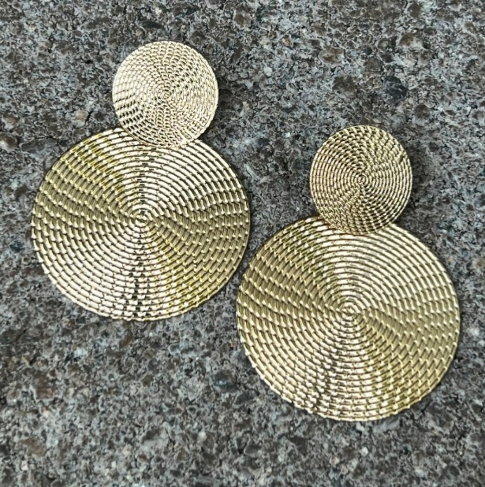 Gold Round Earrings - Picture 9 of 11